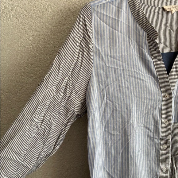 Mystree Blue Striped Floral Embroidered Button Down Shirt M - Picture 7 of 15